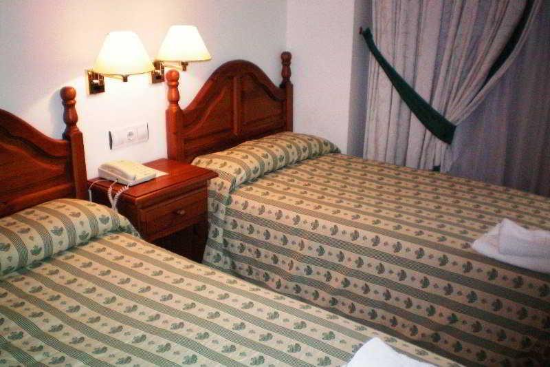 ברבסטרו Hotel Clemente מראה חיצוני תמונה
