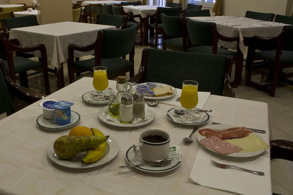 ברבסטרו Hotel Clemente מראה חיצוני תמונה