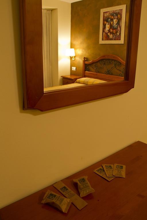 ברבסטרו Hotel Clemente מראה חיצוני תמונה
